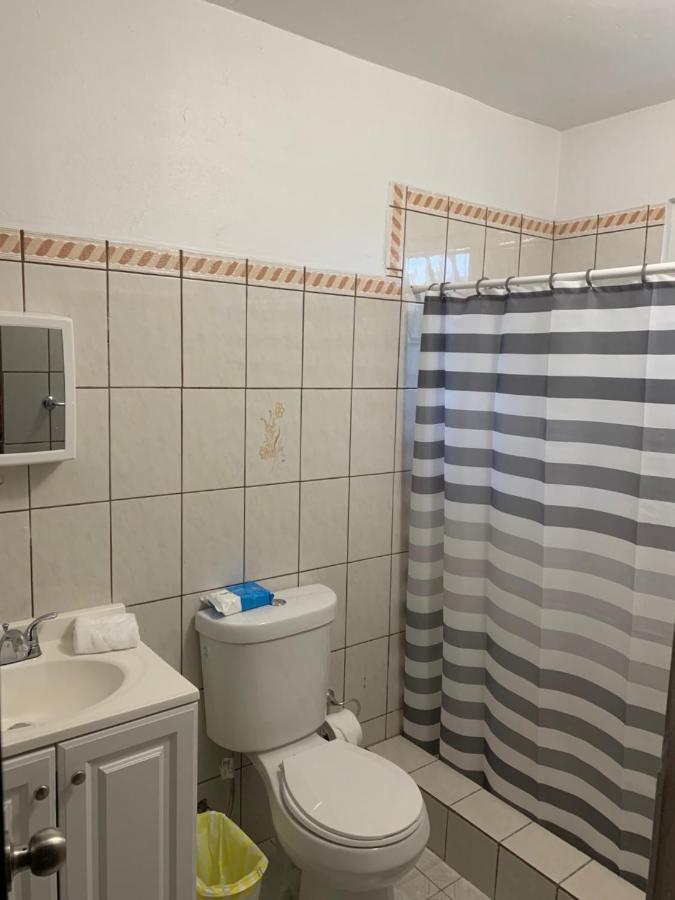 Crab Island Adventures Apartments 비에케스 외부 사진