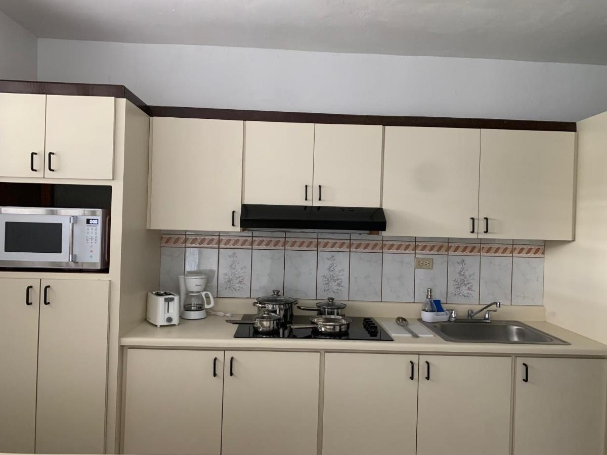 Crab Island Adventures Apartments 비에케스 외부 사진