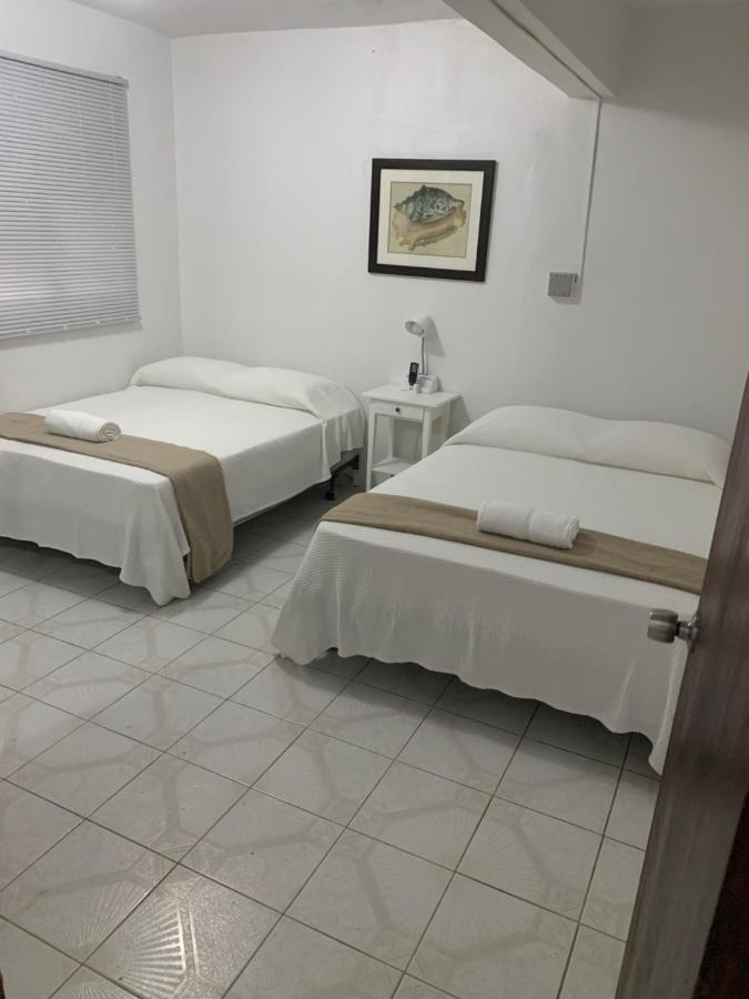 Crab Island Adventures Apartments 비에케스 외부 사진