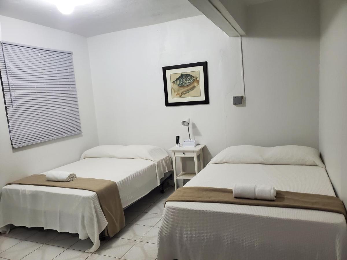 Crab Island Adventures Apartments 비에케스 외부 사진